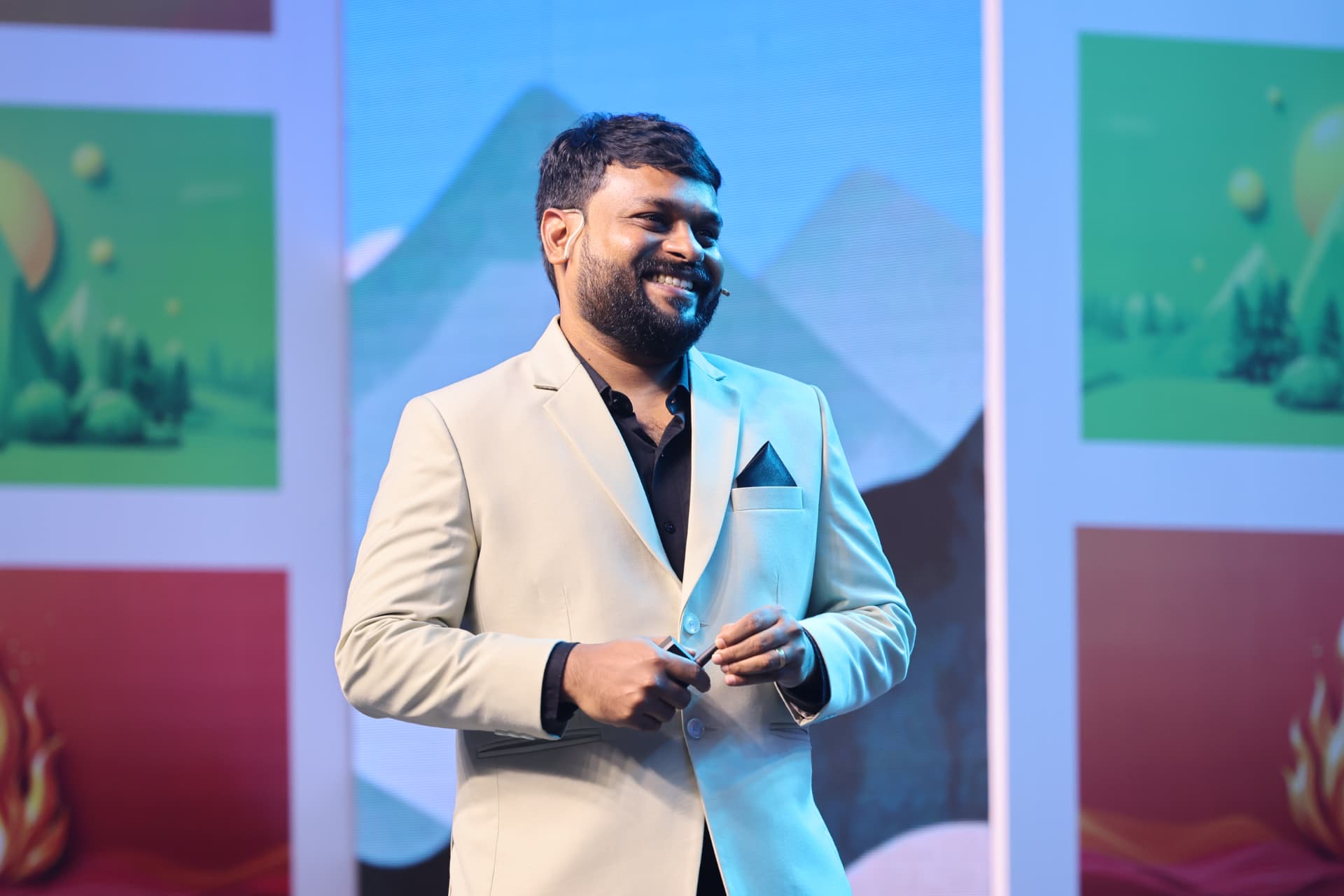 Dr. Prabhakar Raj, founder of Longer Life Wellness, speaking on stage